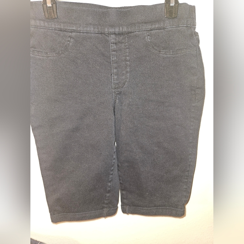 NYDJ Womans Navy Blue Shorts Size 6